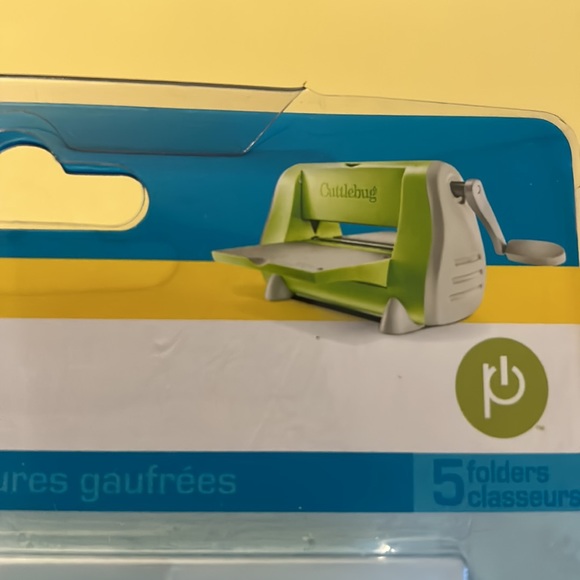 Cuttlebug embossing boarders - Picture 4 of 5